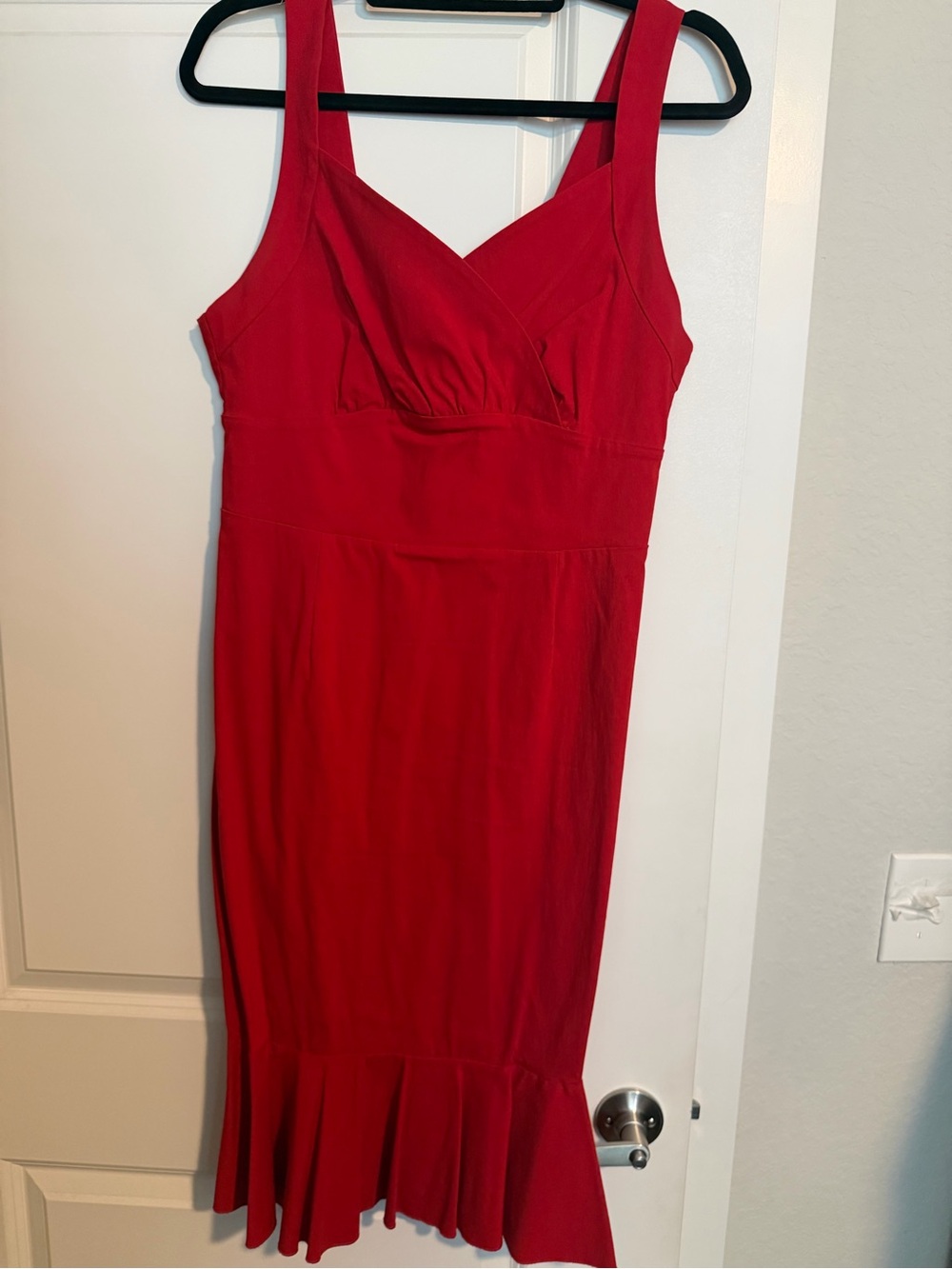 Red Sleeveless V-Neck Midi Dress